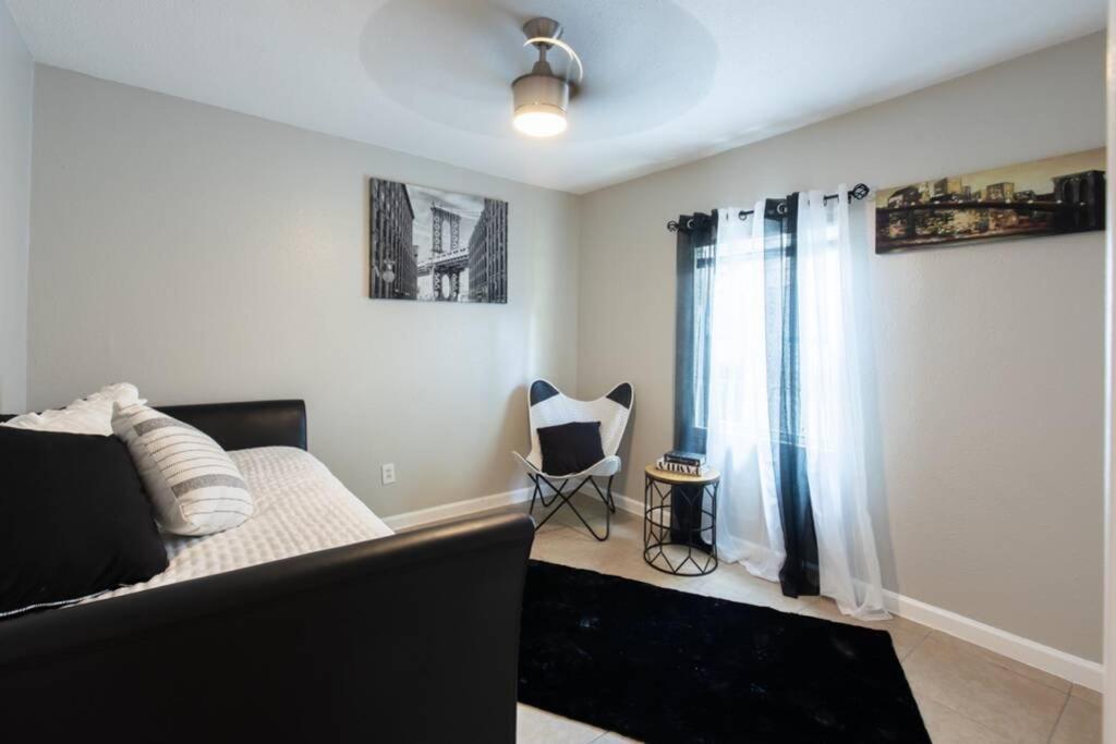 Urban 2Br Apartment In The Heart Of The Heights Хьюстон Экстерьер фото